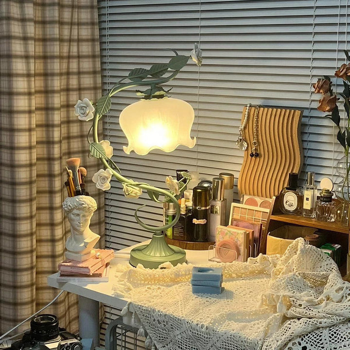 Decorative Table Lamp Lamp With Floral Rose Design